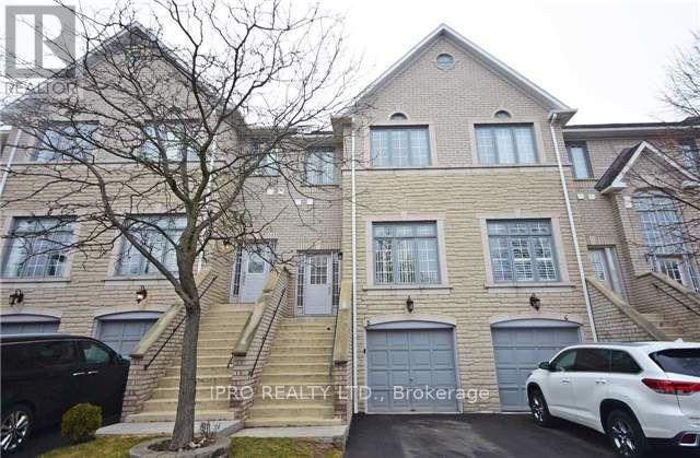 5 - 5525 Palmerston Crescent, Mississauga, Ontario  L5M 6C7 - Photo 1 - W11894697