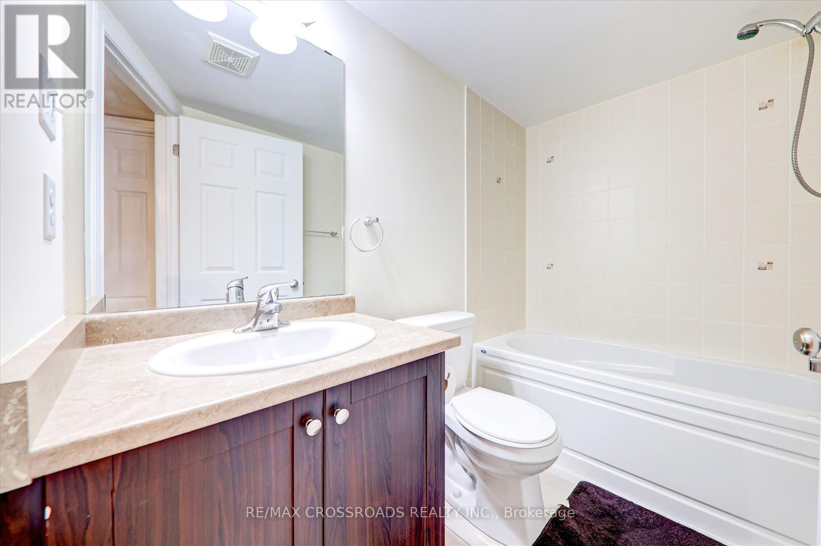 19 Kawneer Terrace, Toronto, Ontario  M1P 0C3 - Photo 28 - E11893902