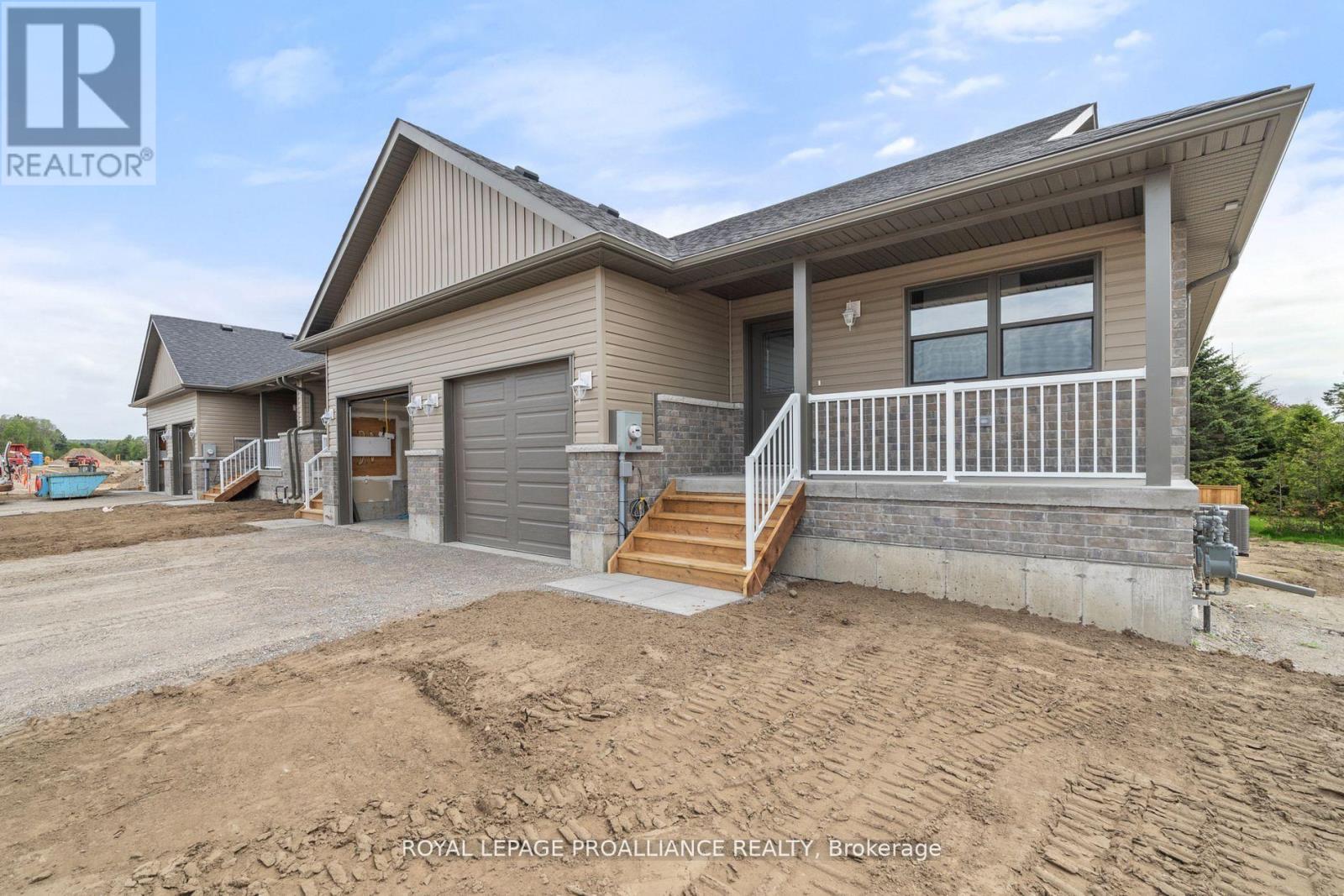 Property at 27 CLAYTON JOHN AVENUE image 2