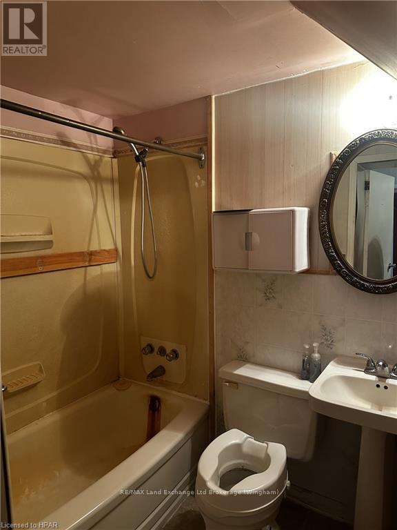 379 Frances Street, North Huron (Wingham), Ontario  N0G 2W0 - Photo 12 - X10780330