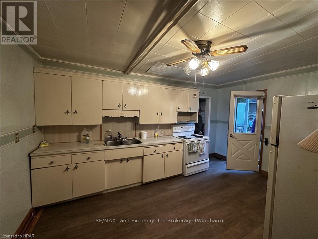 379 Frances Street, North Huron (Wingham), Ontario  N0G 2W0 - Photo 8 - X10780330