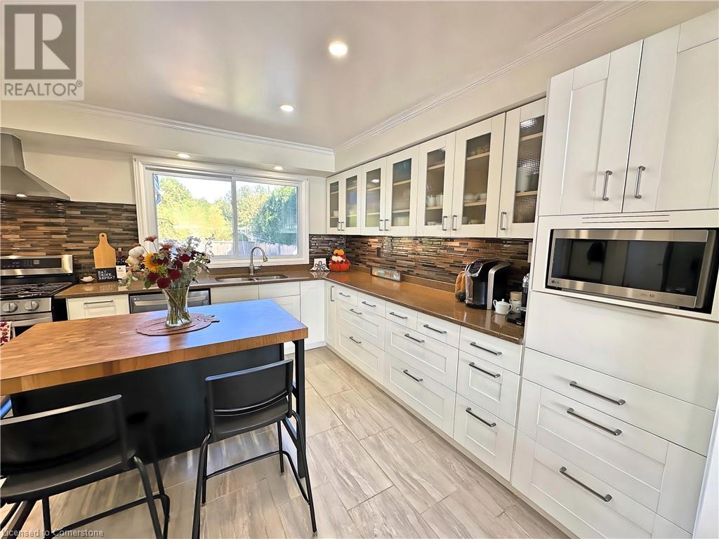 6 Vine Road, Grimsby, Ontario  L3M 5A2 - Photo 9 - 40666217