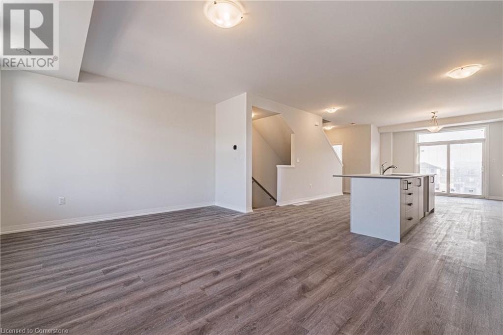 155 Equestrian Way Unit# 4, Cambridge, Ontario  N3E 0E8 - Photo 2 - 40679954