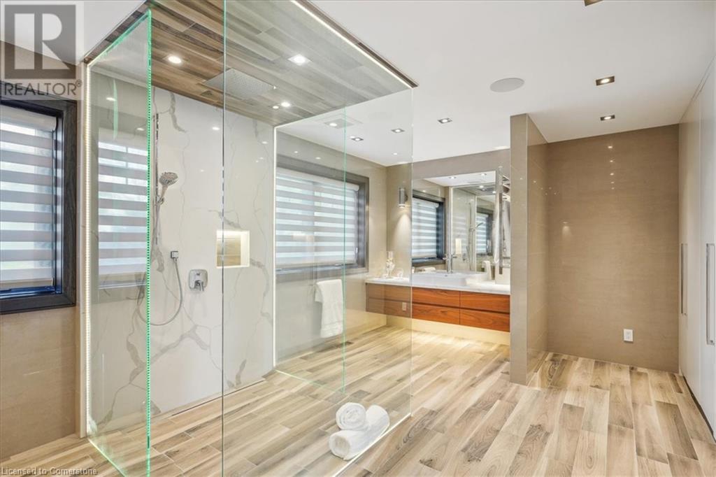 1031 Welwyn Drive, Mississauga, Ontario  L5J 3J2 - Photo 11 - 40676788