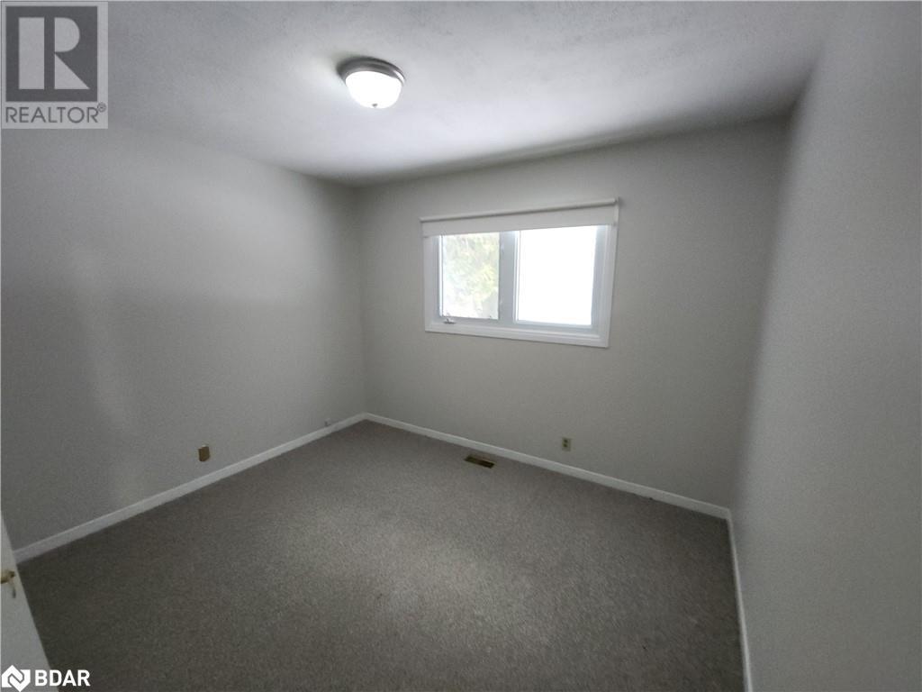 1023 Carson Road, Springwater, Ontario  L4M 4S5 - Photo 9 - 40667354