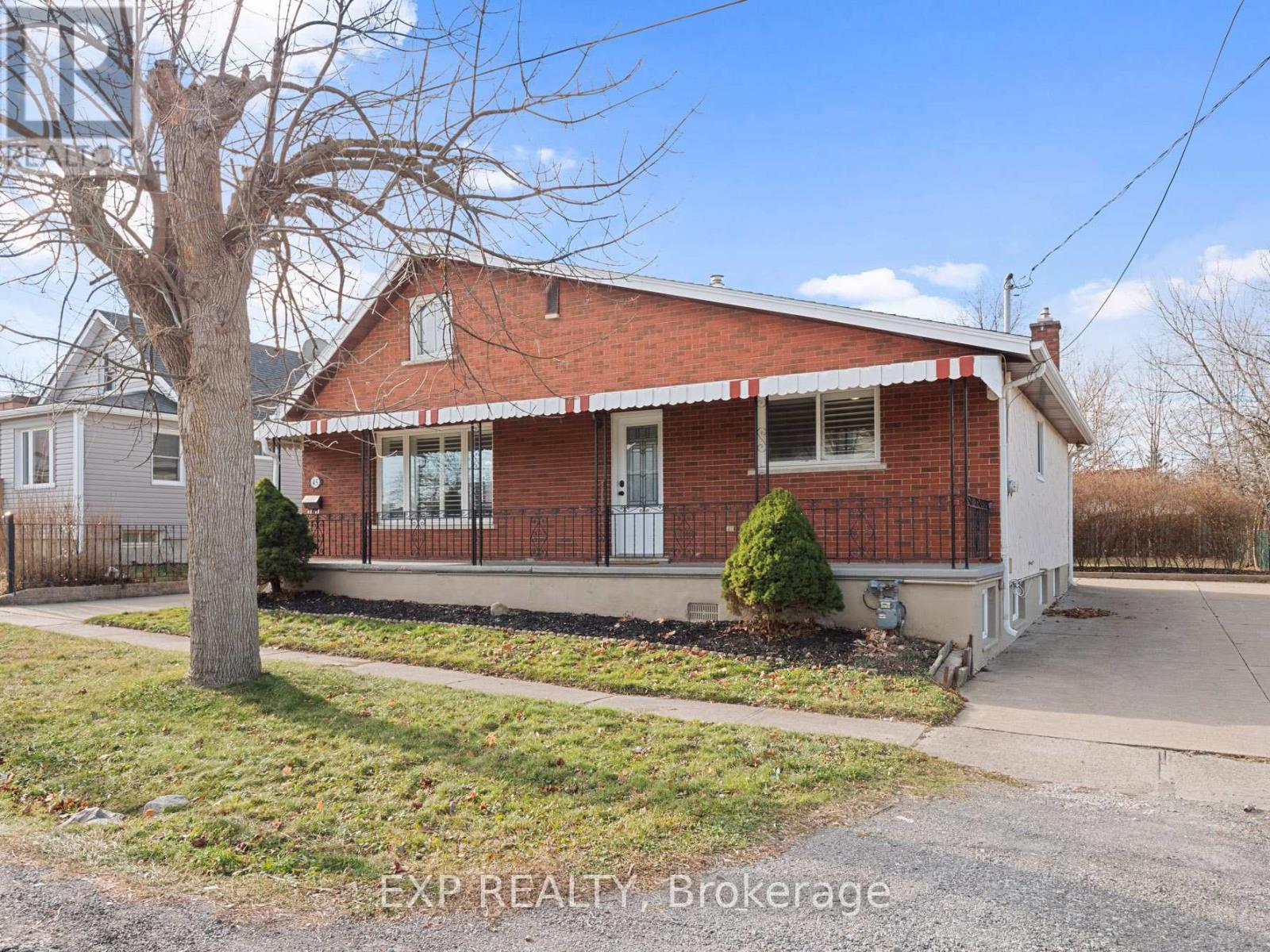 45 Cunningham Street, Thorold, Ontario  L2V 3K9 - Photo 2 - X11894777