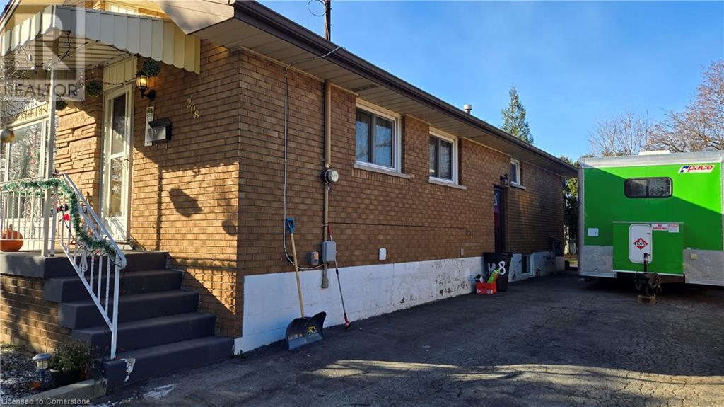 208 West 19th Street, Hamilton, Ontario  L9C 4J2 - Photo 22 - 40685434