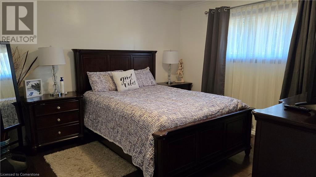 208 West 19th Street, Hamilton, Ontario  L9C 4J2 - Photo 9 - 40685434