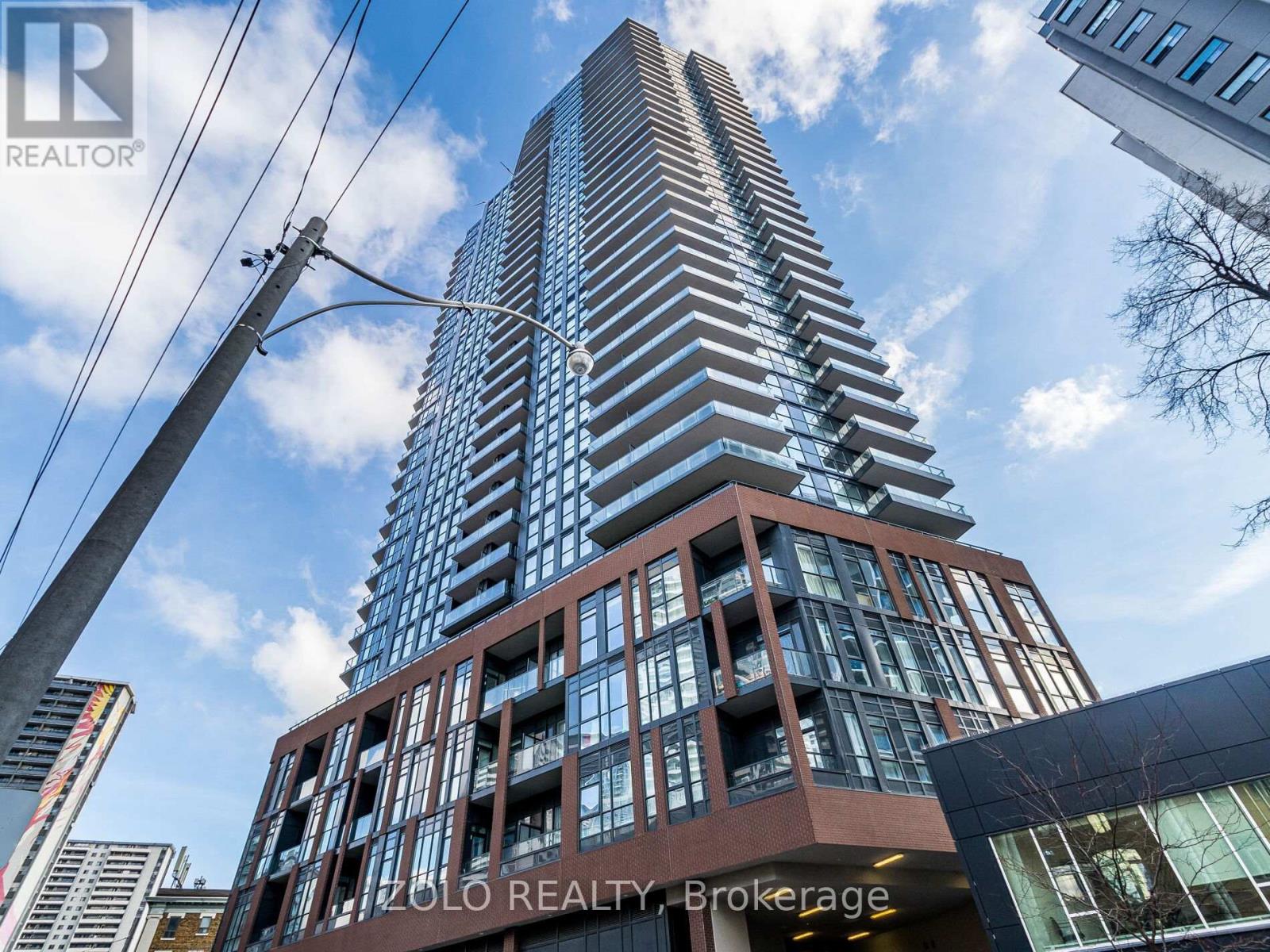 PH10 - 159 WELLESLEY STREET E, Toronto, Ontario