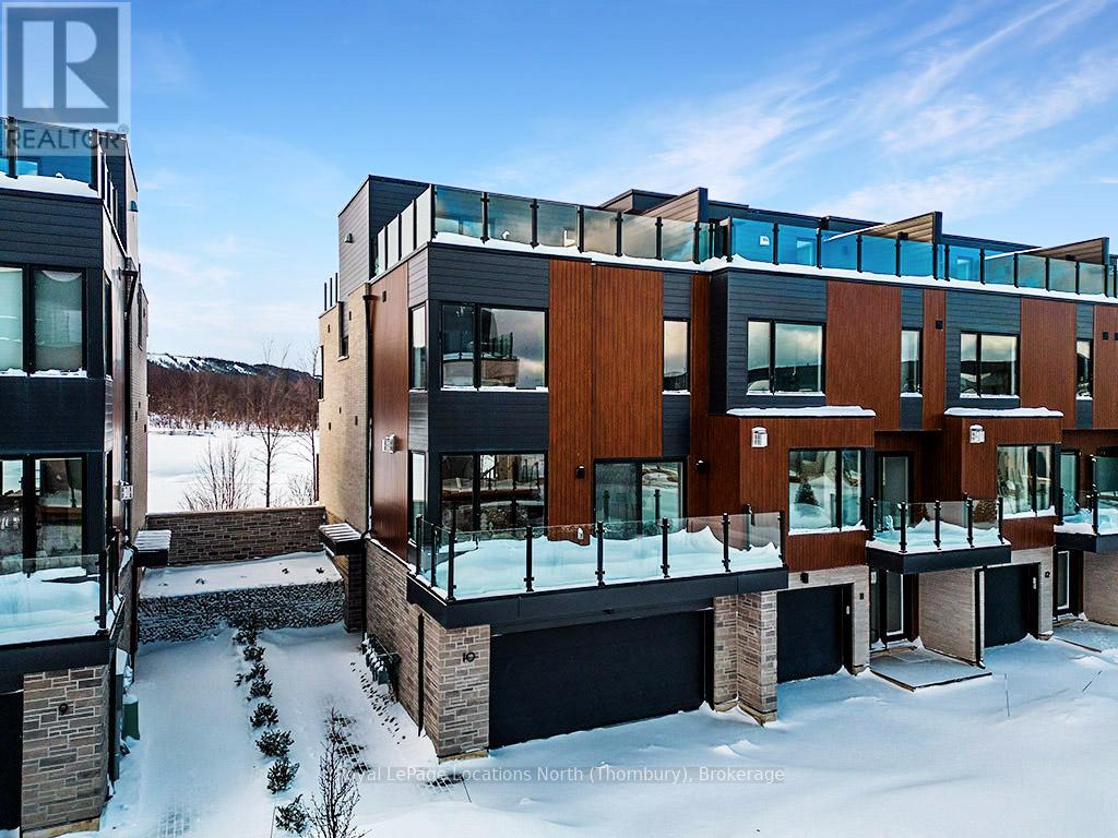 10 - 117 SLADDEN COURT, Blue Mountains, Ontario