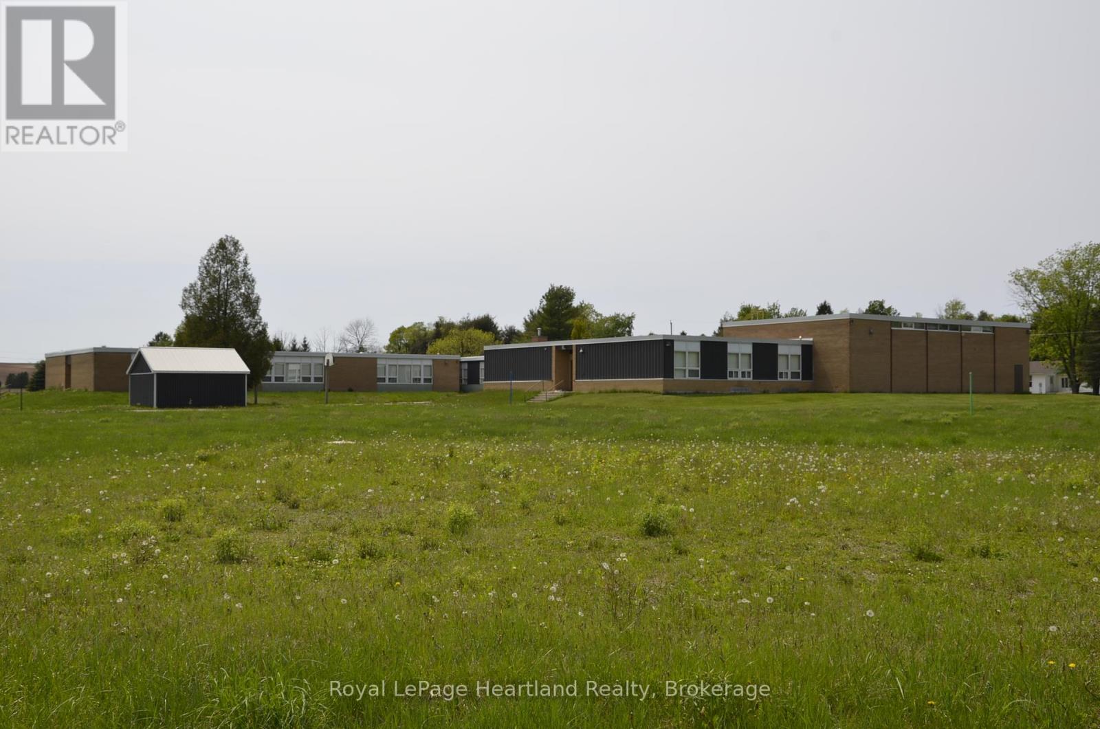 37375 Cut Line Road, Central Huron, Ontario  N0M 1L0 - Photo 6 - X11894849