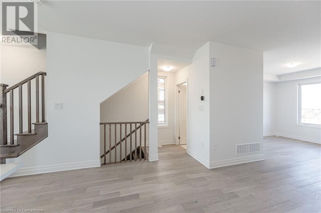 3059 John Mckay Boulevard, Oakville, Ontario  L6H 4K5 - Photo 7 - 40685296