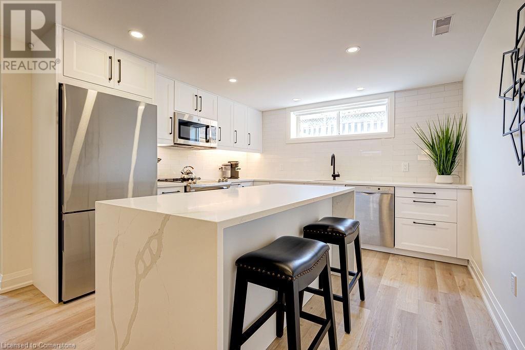 1456 Olga Drive Unit# 1Burlington, Ontario  L7S 1L5 - Photo 4 - 40685374