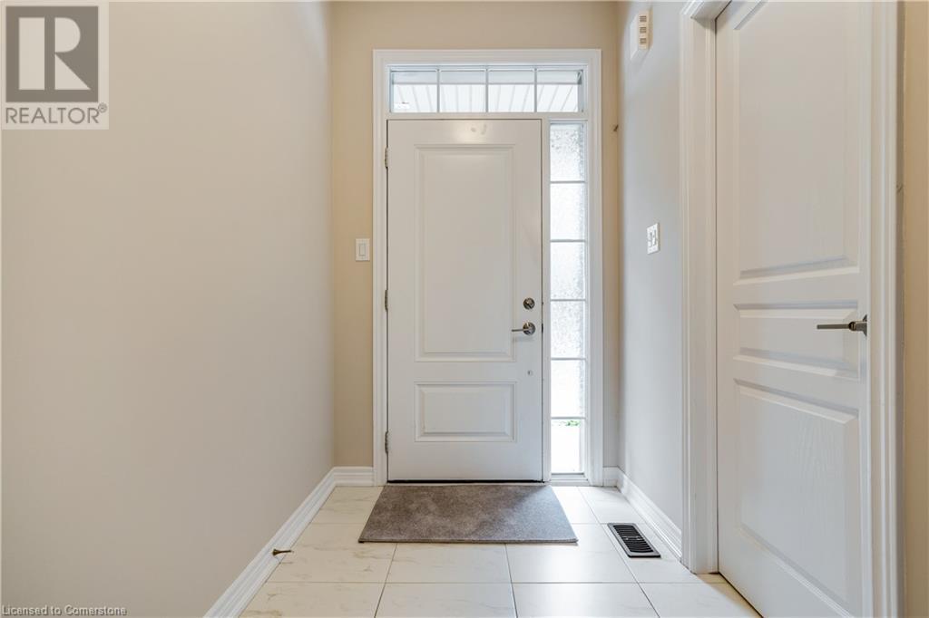 27 Waterview Lane, Grimsby, Ontario  L3M 0H2 - Photo 5 - 40685610