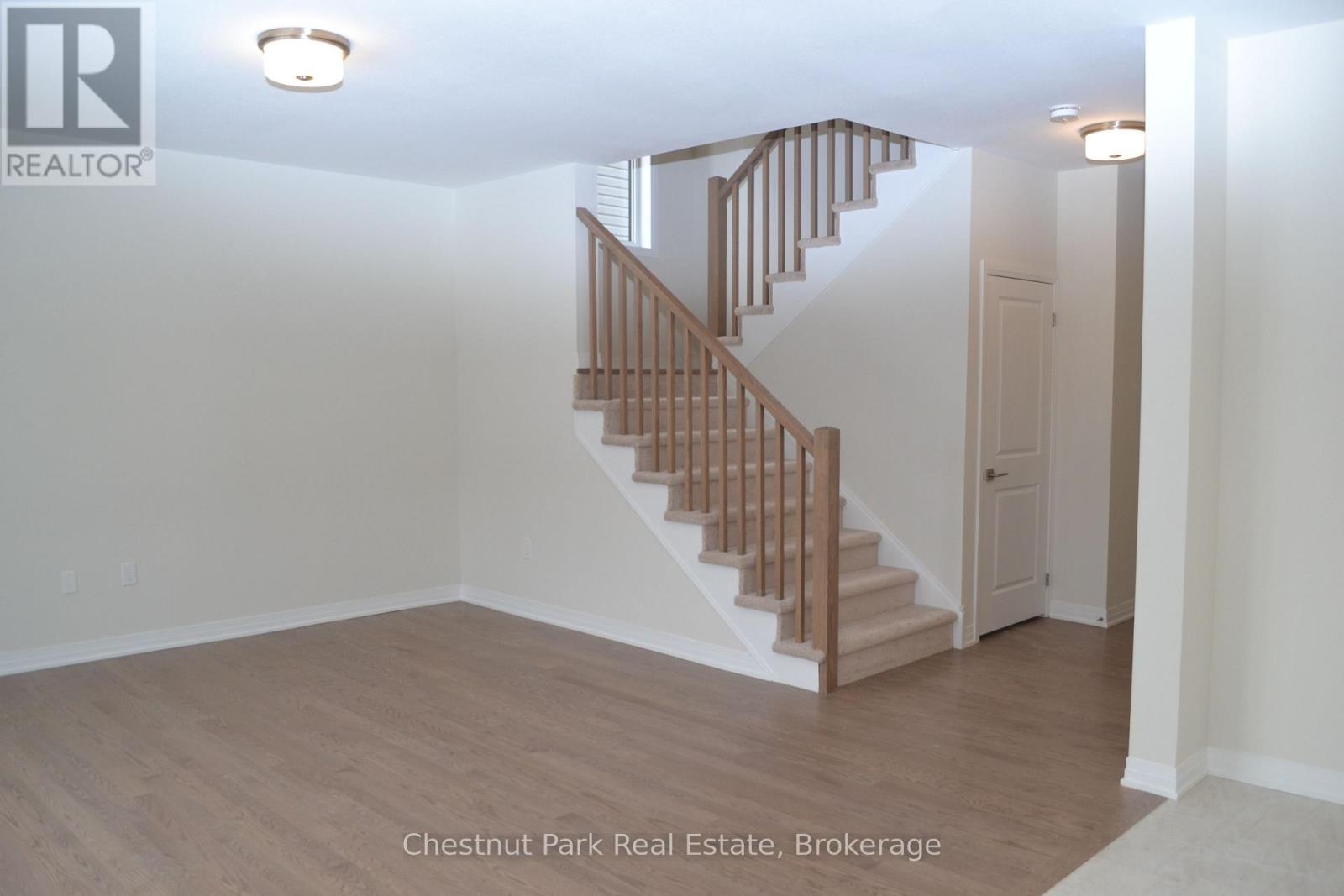 3035 Sandy Acres Avenue, Severn, Ontario  L3V 8R3 - Photo 10 - S11894875