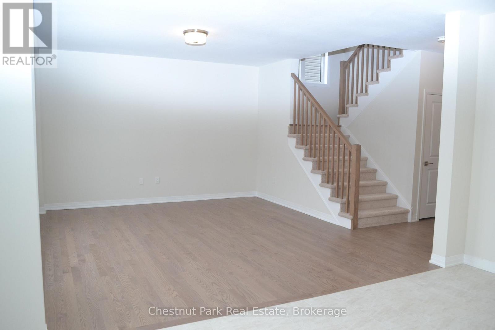 3035 Sandy Acres Avenue, Severn, Ontario  L3V 8R3 - Photo 11 - S11894875