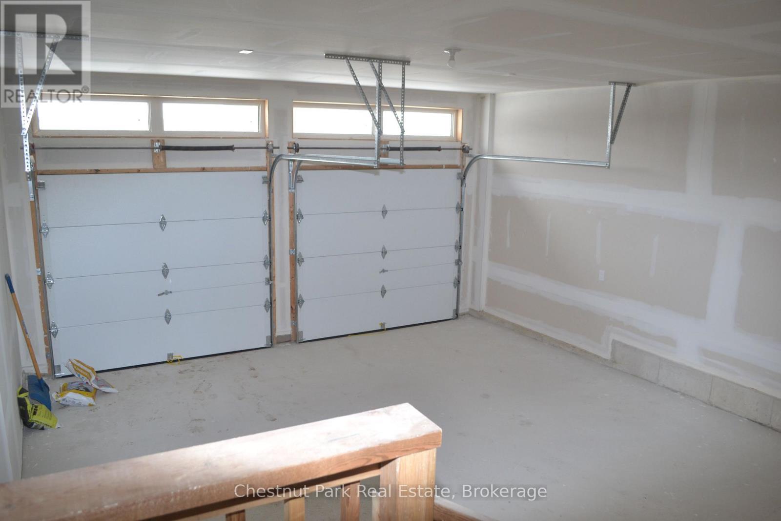 3035 Sandy Acres Avenue, Severn, Ontario  L3V 8R3 - Photo 9 - S11894875