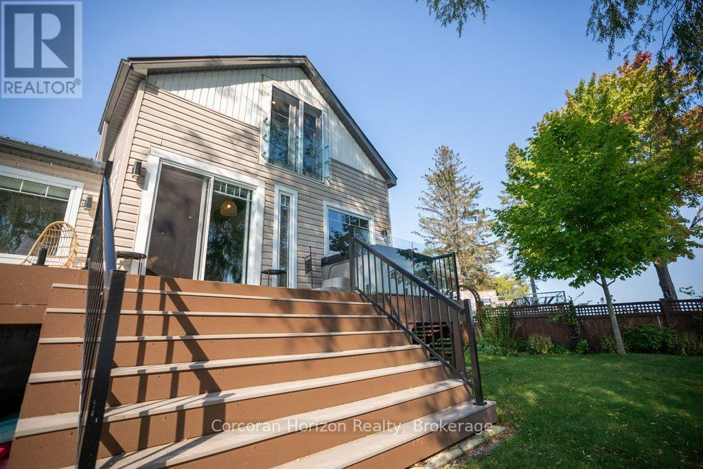 280 Robins Point Road, Tay, Ontario  L0K 2A0 - Photo 2 - S11894905