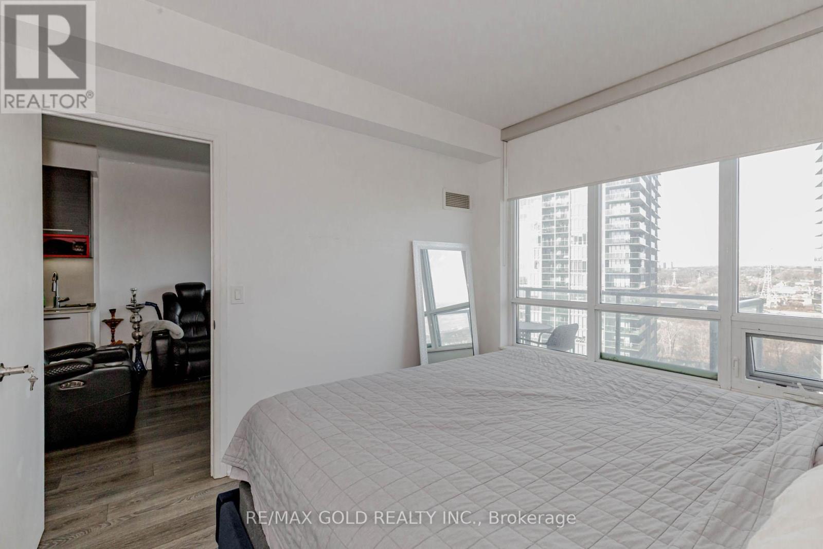 1307 - 36 Park Lawn Road, Toronto, Ontario  M8V 0E5 - Photo 12 - W11894920