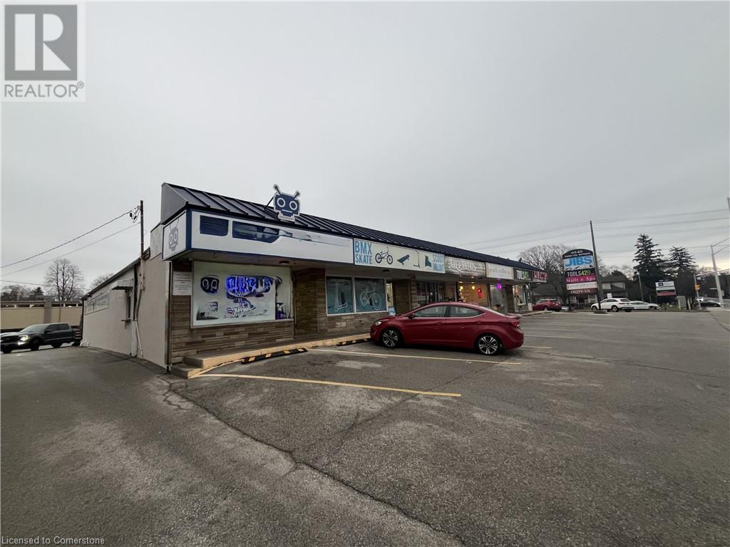 425 Guelph LineBurlington, Ontario  L7R 3L7 - Photo 4 - 40685543