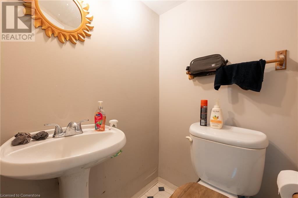 34 Sherman Avenue S, Hamilton, Ontario  L8M 2P4 - Photo 18 - 40685621