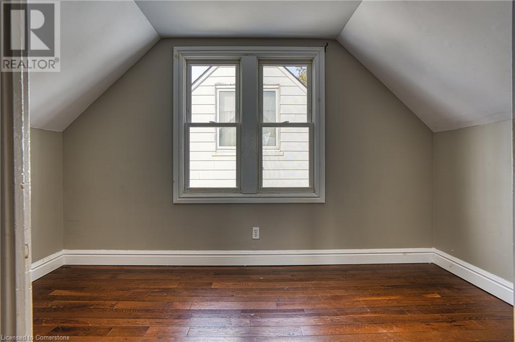 38 Oak Street, Stratford, Ontario  N5A 2G1 - Photo 17 - 40685516