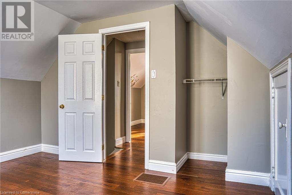 38 Oak Street, Stratford, Ontario  N5A 2G1 - Photo 18 - 40685516