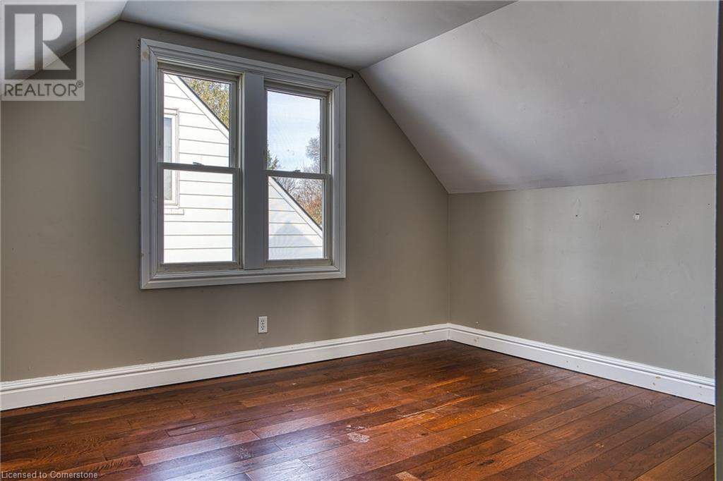 38 Oak Street, Stratford, Ontario  N5A 2G1 - Photo 16 - 40685516