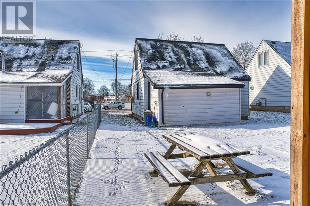 38 Oak Street, Stratford, Ontario  N5A 2G1 - Photo 26 - 40685516