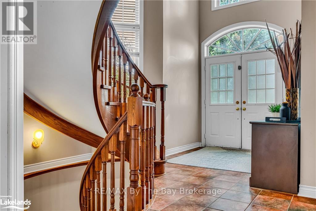 5335 Cosentino Gardens, Mississauga, Ontario  L4Z 3Z3 - Photo 5 - W10438816