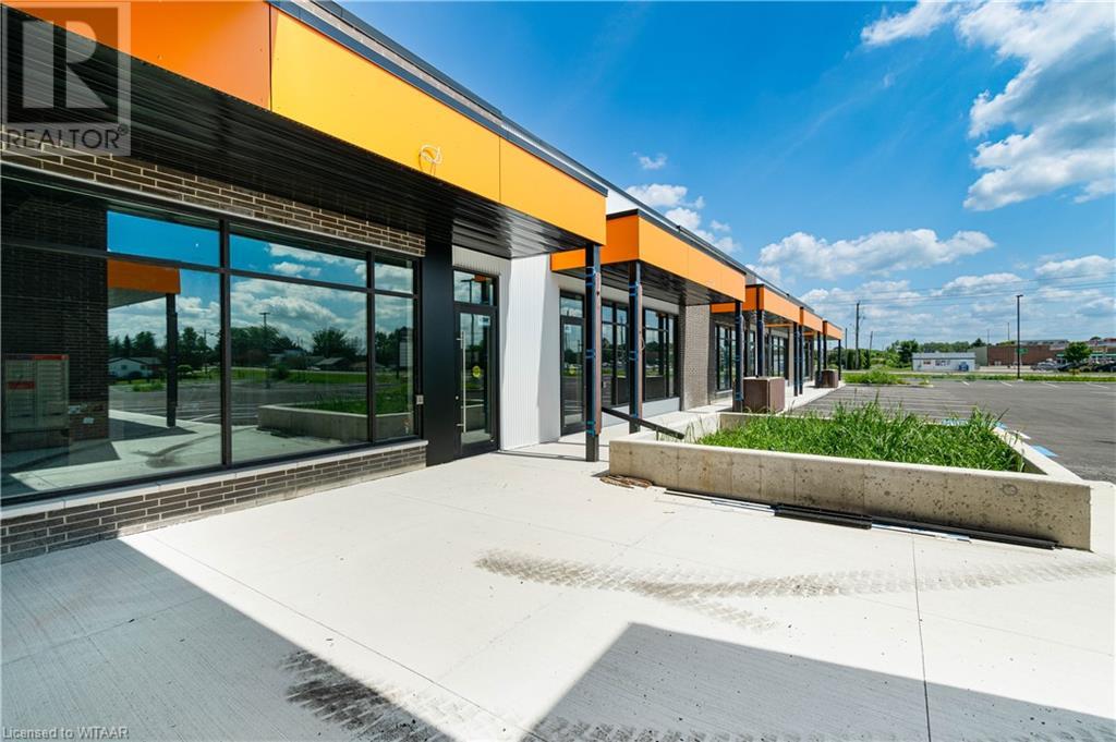 671 BROADWAY - NORTHGATE PLAZA Unit# 114, Tillsonburg, Ontario