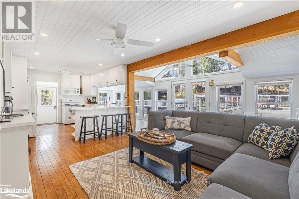 1017 Dark Bay Road, Muskoka Lakes (Wood (Muskoka Lakes)), Ontario  P0C 1A0 - Photo 11 - X10895952