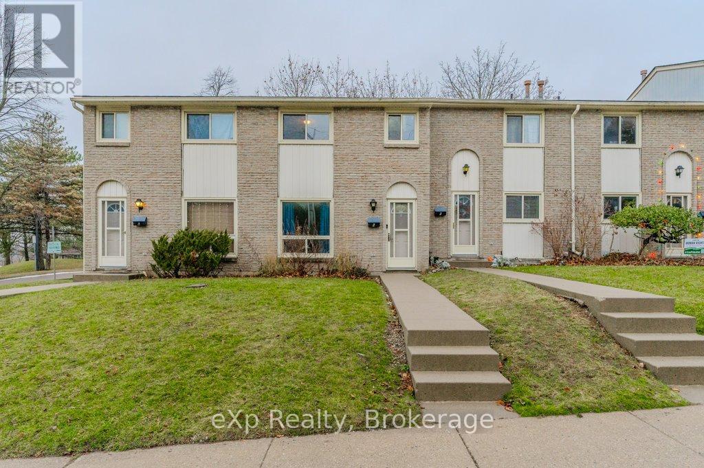 2 - 165 Green Valley Drive, Kitchener, Ontario  N2P 1K3 - Photo 3 - X11895090