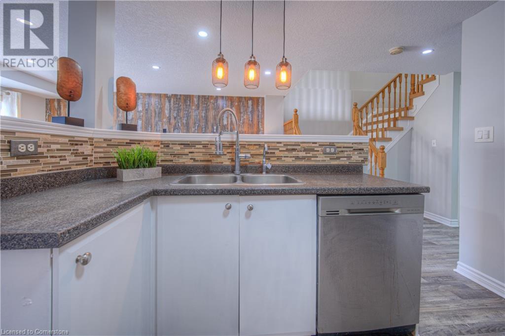 83 Bridlewreath StreetKitchener, Ontario  N2E 3V6 - Photo 11 - 40685600