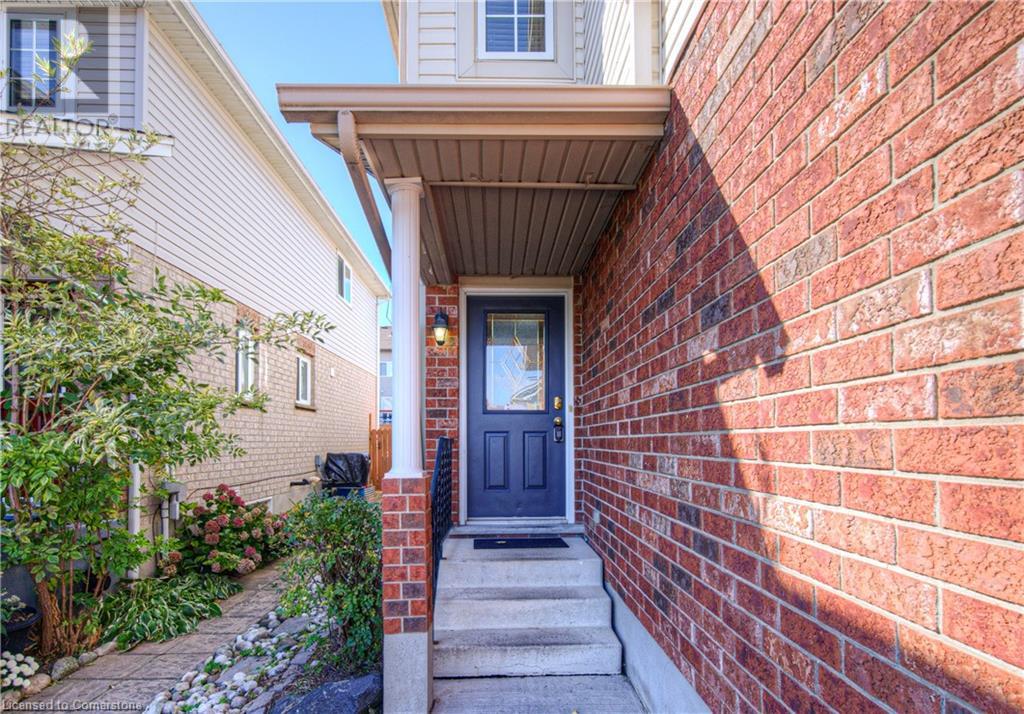 83 Bridlewreath StreetKitchener, Ontario  N2E 3V6 - Photo 2 - 40685600