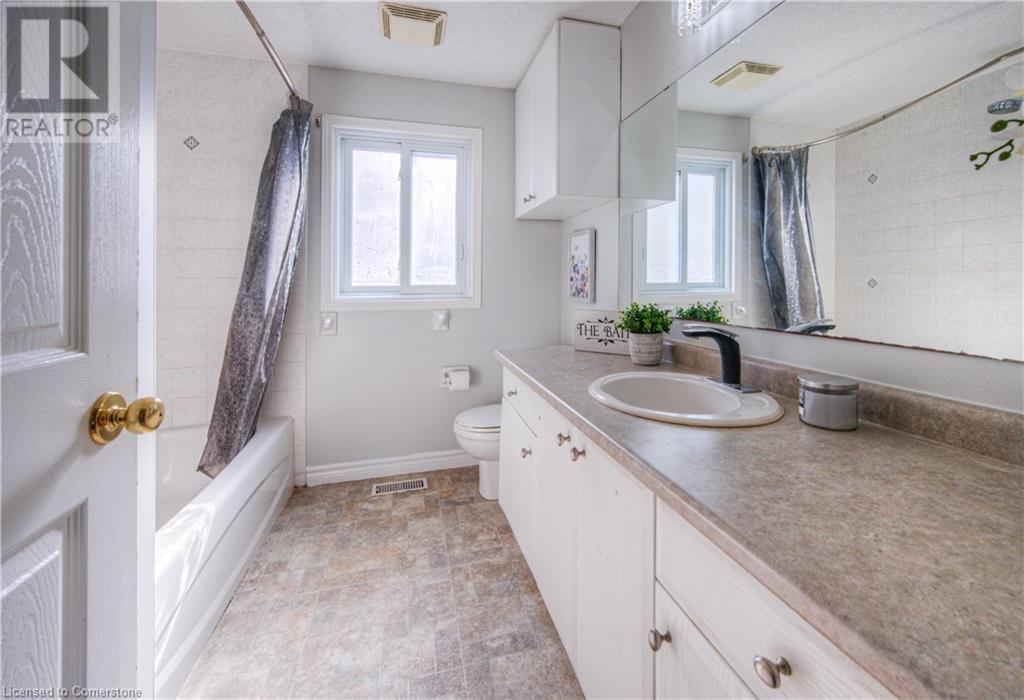 83 Bridlewreath StreetKitchener, Ontario  N2E 3V6 - Photo 22 - 40685600