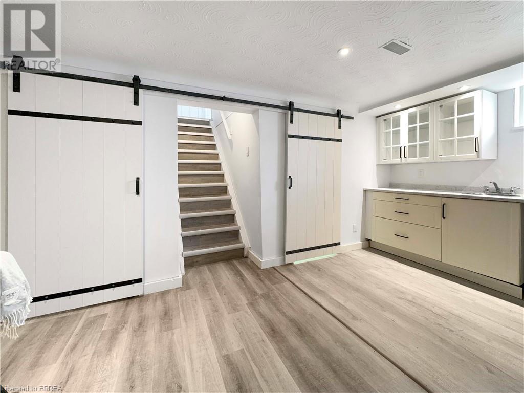 101 Ninth Avenue, Brantford, Ontario  N3S 1E6 - Photo 13 - 40685601