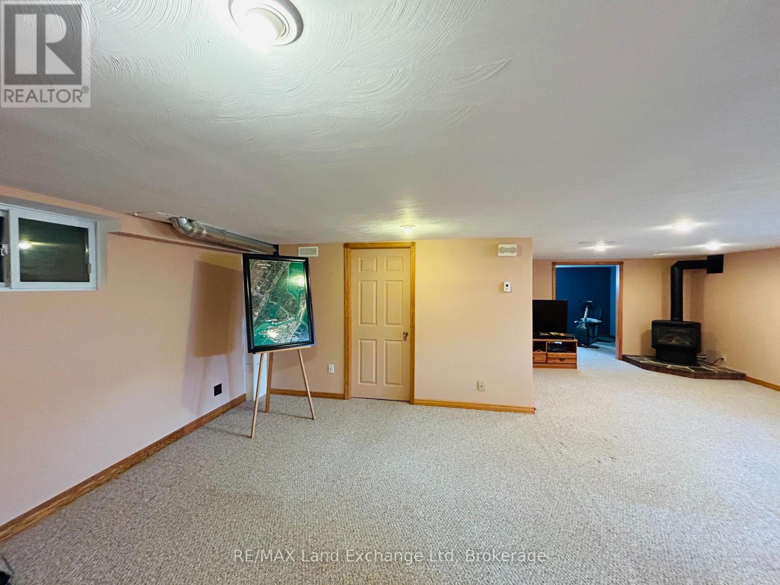 81 Queen Street, Morris-Turnberry, Ontario  N0G 1G0 - Photo 14 - X11895146