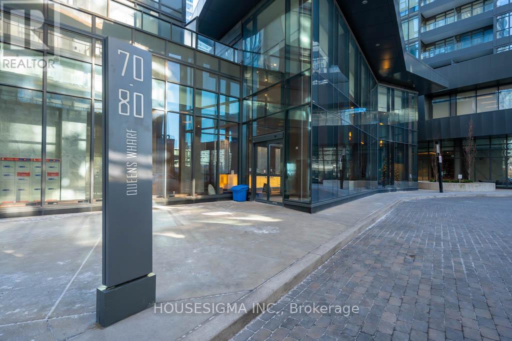 1607 - 80 Queens Wharf Road, Toronto, Ontario  M5V 0J3 - Photo 2 - C11895143