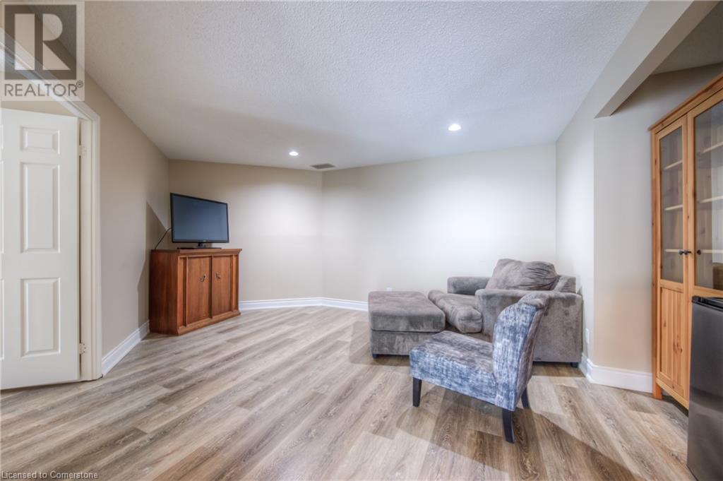 50 Blue Springs Drive Unit# 31, Waterloo, Ontario  N2J 4M4 - Photo 19 - 40685364