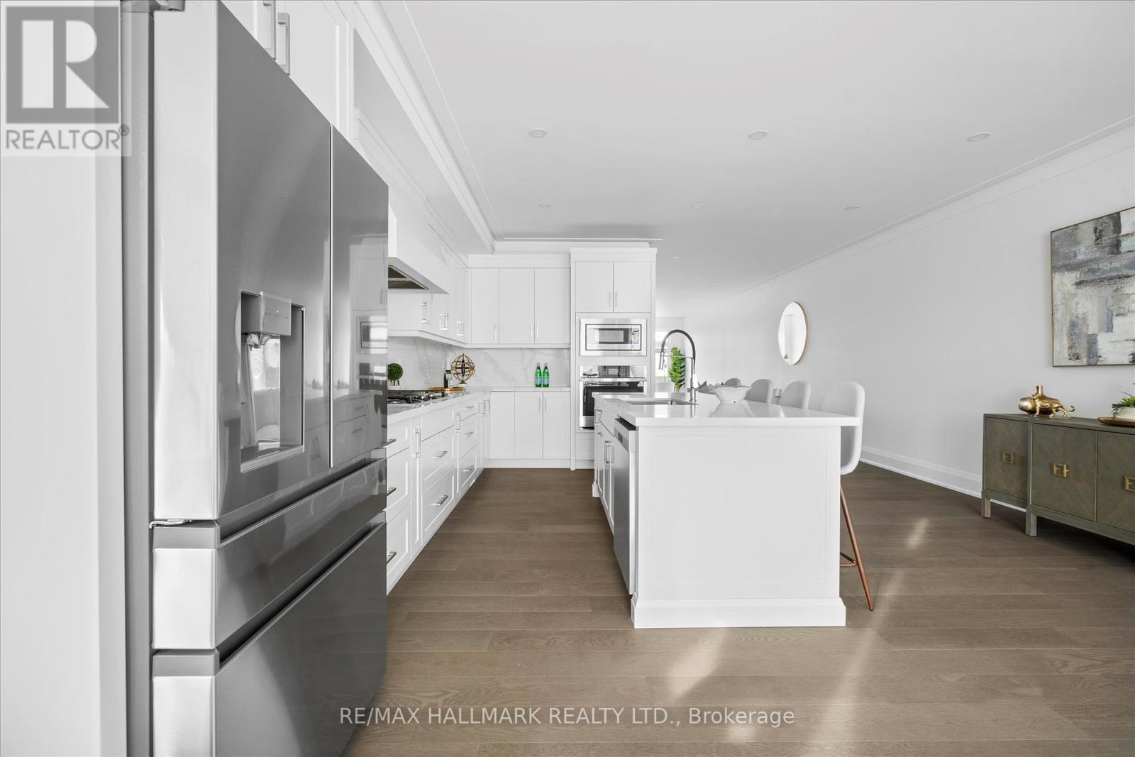 17 Antonio Court, Toronto, Ontario  M9L 2J7 - Photo 11 - W11895290