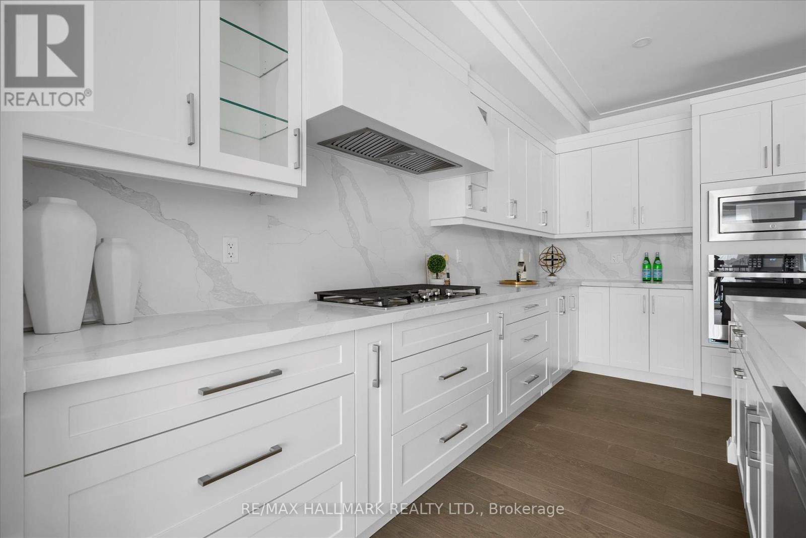 17 Antonio Court, Toronto, Ontario  M9L 2J7 - Photo 12 - W11895290