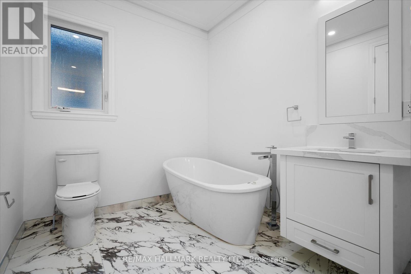 17 Antonio Court, Toronto, Ontario  M9L 2J7 - Photo 28 - W11895290