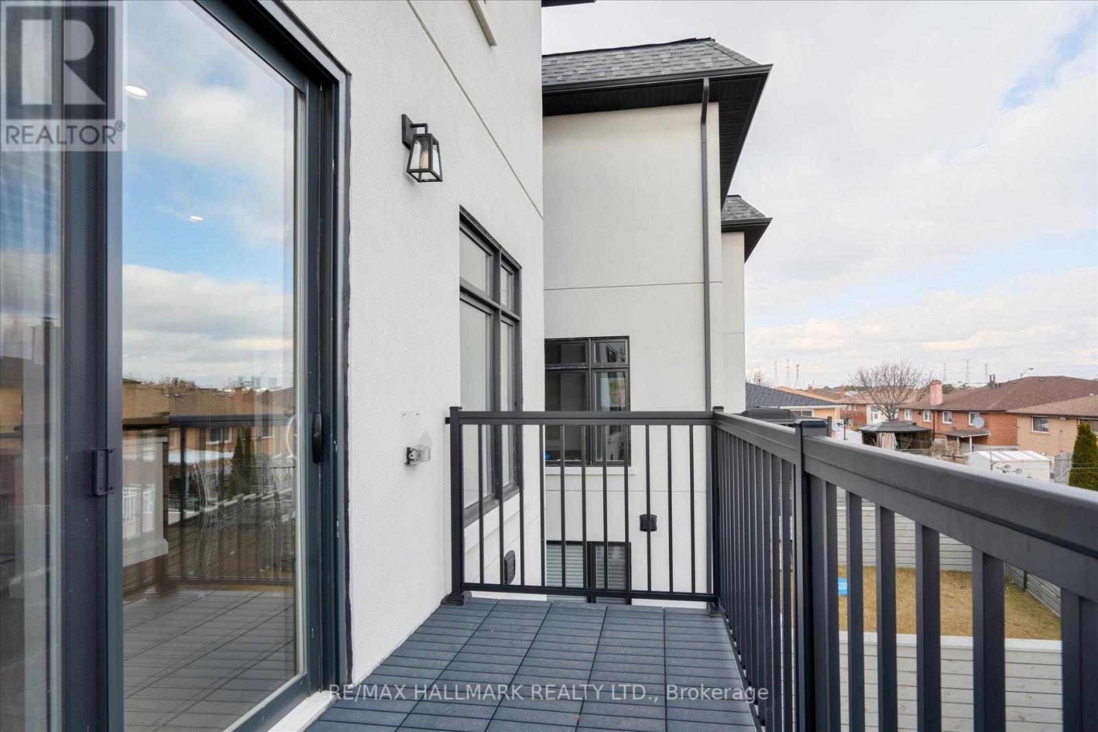 33 St.gaspar's Court, Toronto, Ontario  M9L 2J7 - Photo 21 - W11895291
