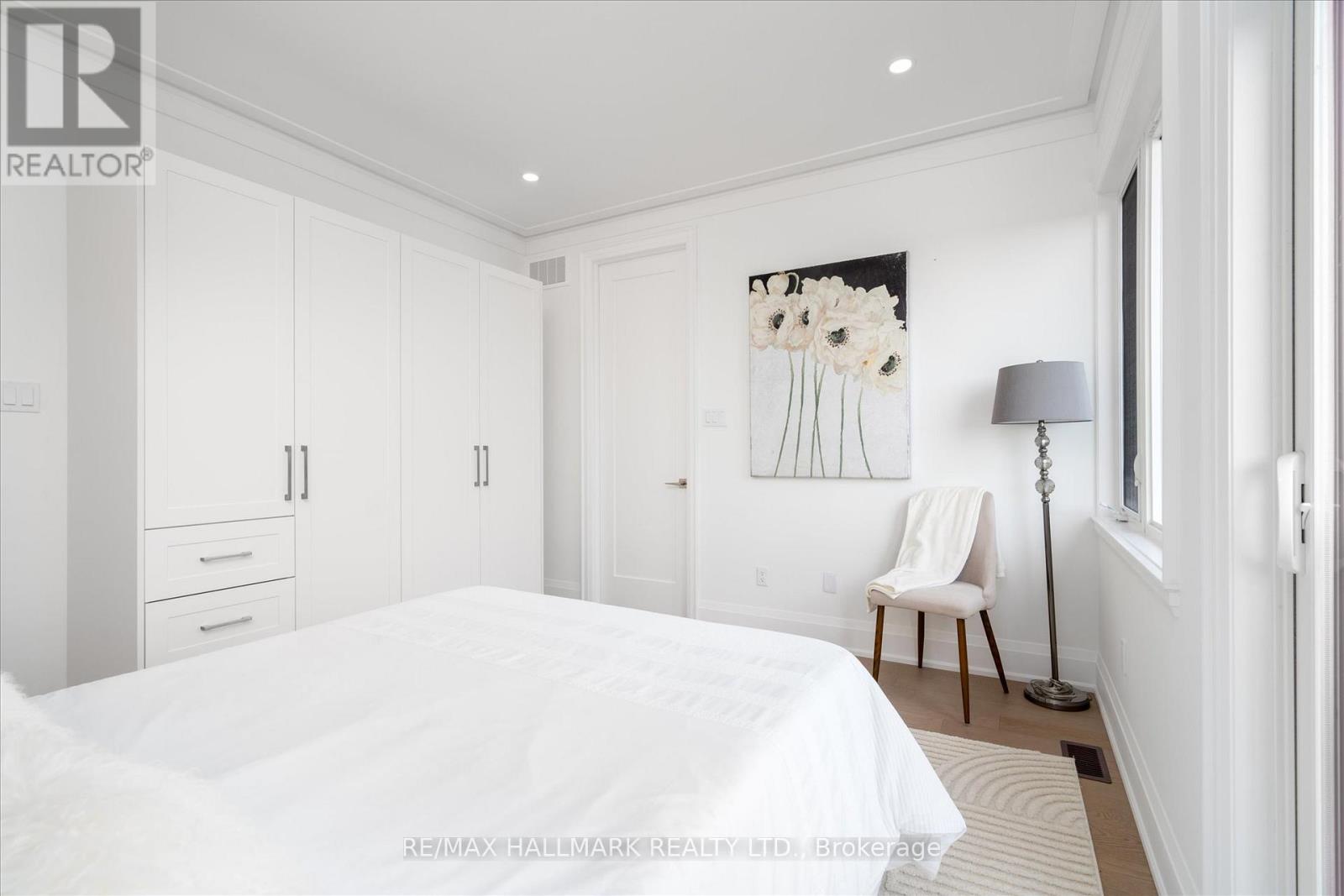 33 St.gaspar's Court, Toronto, Ontario  M9L 2J7 - Photo 26 - W11895291