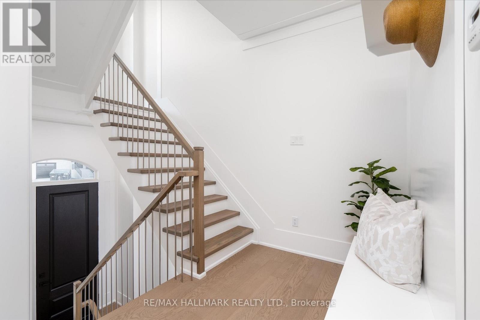 Property at 33 ST.GASPAR'S COURT image 4