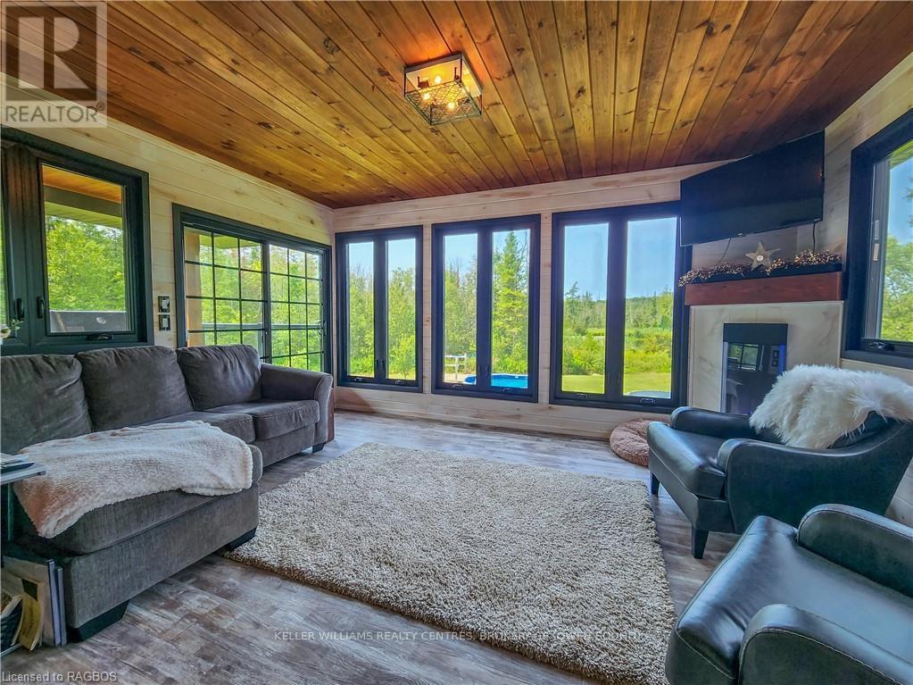 173680 Mulock Road, West Grey, Ontario  N4N 3B9 - Photo 20 - X10847870