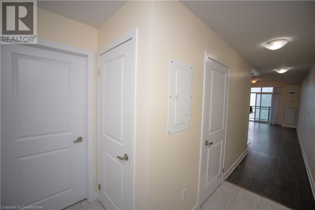 35 Southshore Crescent Unit# 331Hamilton, Ontario  L8E 0J2 - Photo 7 - 40685632