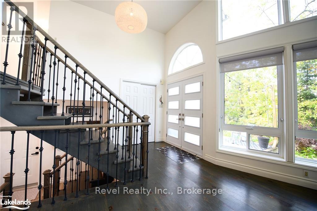 3 Simcoe Street, Wasaga Beach, Ontario  L9Z 1T3 - Photo 18 - S10440136