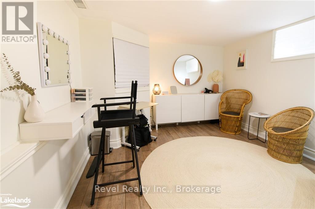 3 Simcoe Street, Wasaga Beach, Ontario  L9Z 1T3 - Photo 32 - S10440136